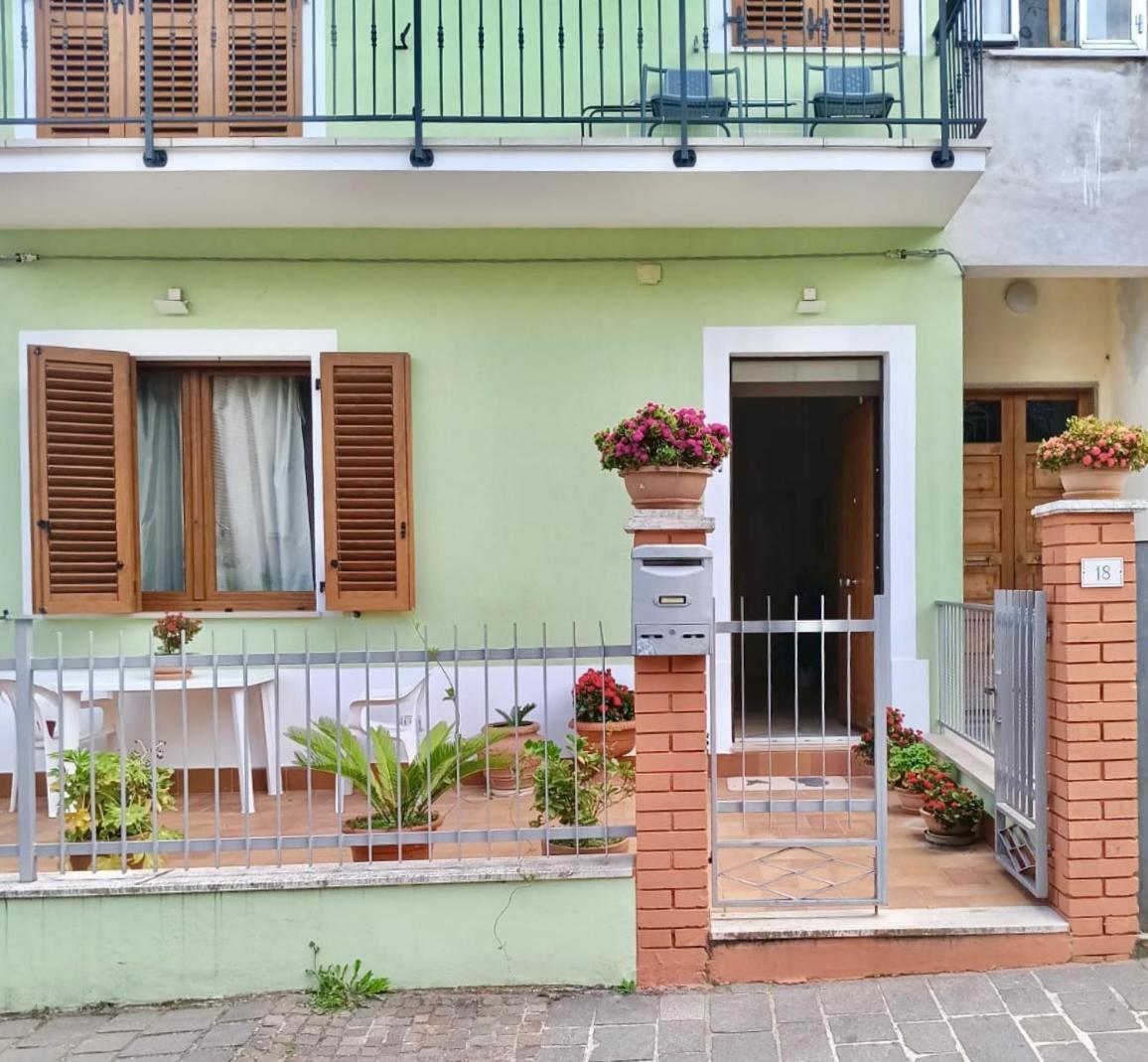 Casa Lilly Lägenhet Porto SantʼElpidio Exteriör bild